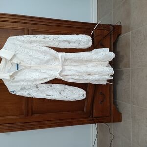 Elegant White Lace Dress